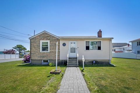 137 Patriot Pkwy, Revere, MA 02151