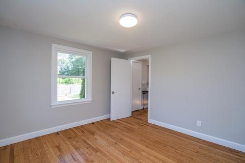 225 Boston Rd, Springfield, MA 01109 photo 14