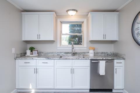225 Boston Rd, Springfield, MA 01109