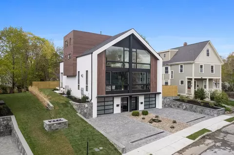 351 Linwood Ave #351, Newton, MA 02460