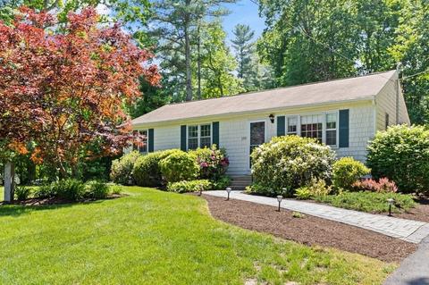 108 Black Brook Rd, Easton, MA 02375