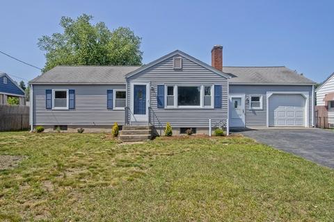 100 Manning St, Chicopee, MA 01020