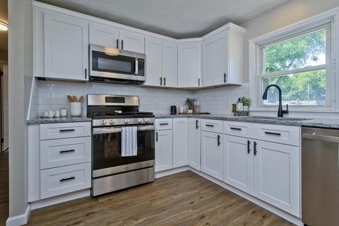 100 Manning St, Chicopee, MA 01020 photo 11