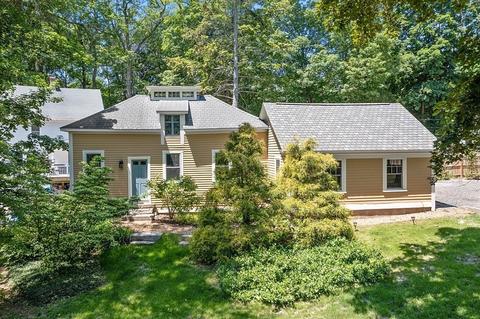 29 Mill St, Lancaster, MA 01523 photo 2