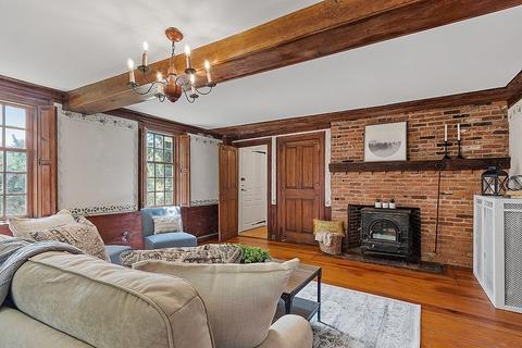 29 Mill St, Lancaster, MA 01523 photo 5