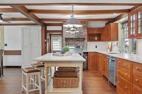 29 Mill St, Lancaster, MA 01523 photo 13