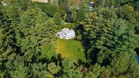 385 Summer St, Lynnfield, MA 01940 photo 16
