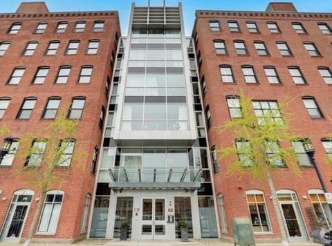 21 Wormwood St #301, Boston, MA 02210