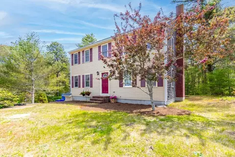 21 Chamber Rock Rd, Bourne, MA 02532