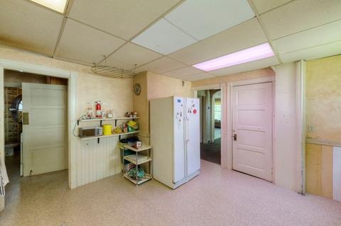 56 Fruit St, Worcester, MA 01609 photo 15