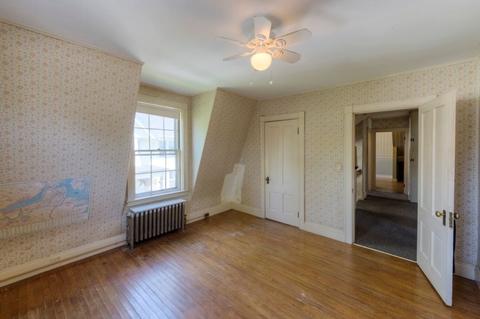 56 Fruit St, Worcester, MA 01609 photo 27