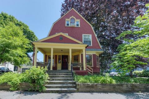 56 Fruit St, Worcester, MA 01609 photo 2