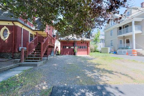 56 Fruit St, Worcester, MA 01609 photo 36