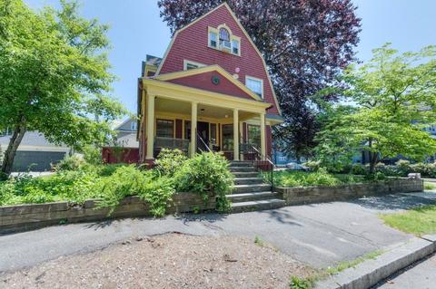 56 Fruit St, Worcester, MA 01609
