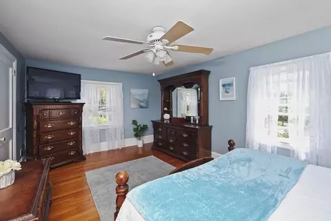 465 Valentine St, Fall River, MA 02720 photo 17