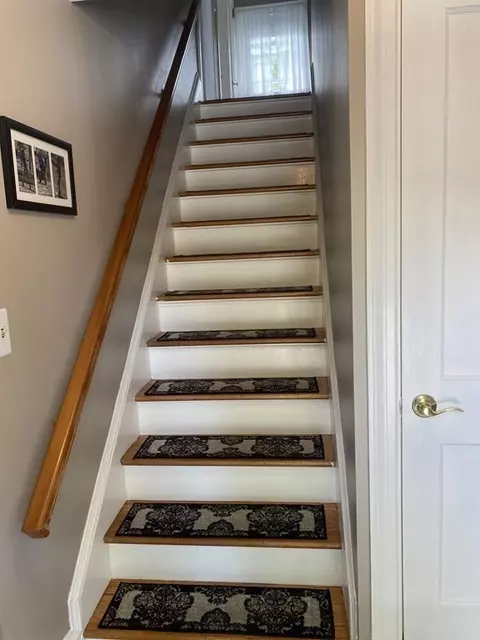 465 Valentine St, Fall River, MA 02720 photo 15