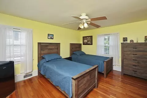 465 Valentine St, Fall River, MA 02720 photo 18