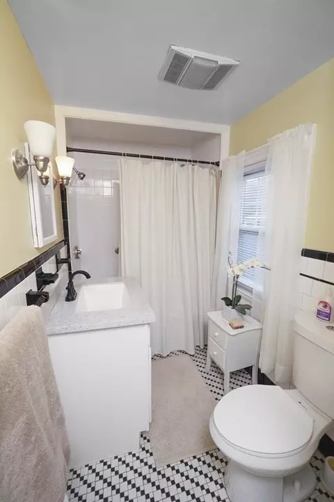 465 Valentine St, Fall River, MA 02720 photo 20