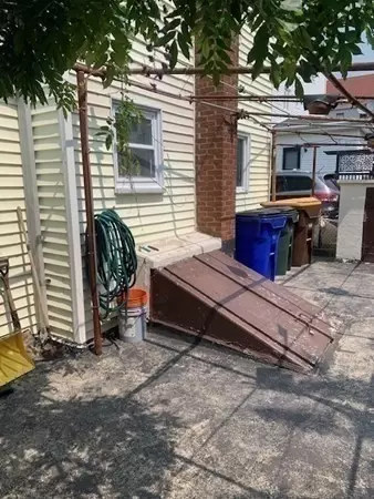 27 Fulton St, Fall River, MA 02720 photo 34
