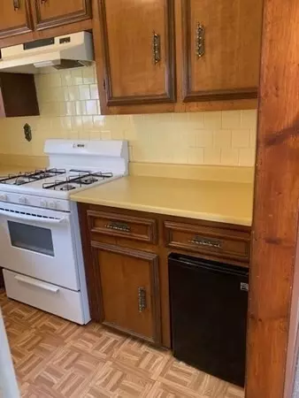 27 Fulton St, Fall River, MA 02720 photo 24