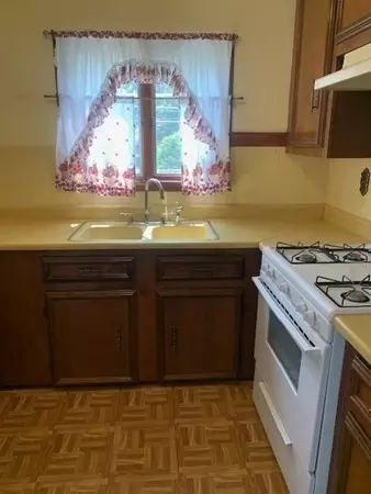 27 Fulton St, Fall River, MA 02720 photo 25