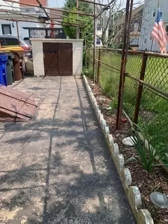27 Fulton St, Fall River, MA 02720 photo 35