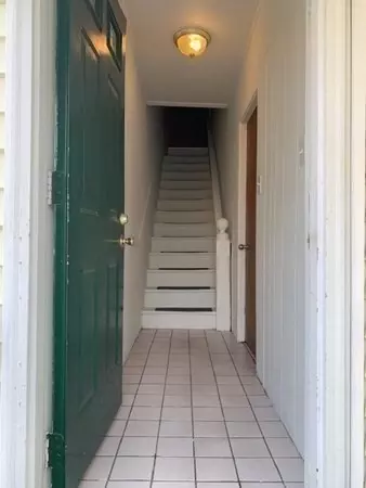 27 Fulton St, Fall River, MA 02720 photo 4