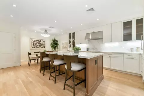 257 Commonwealth Ave #1, Boston, MA 02116