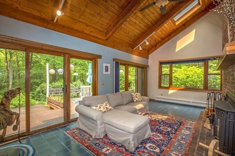 258 Pratt Corner Rd, Leverett, MA 01054 photo 11