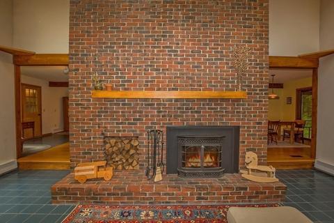 258 Pratt Corner Rd, Leverett, MA 01054 photo 9