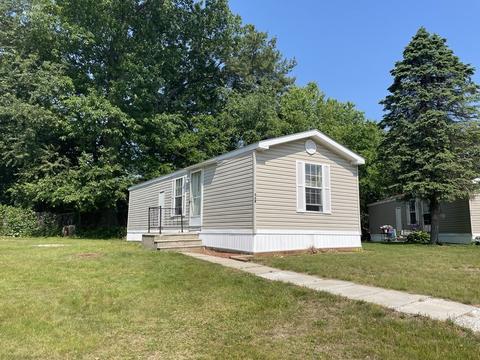 751 Washington St #46B, Auburn, MA 01501