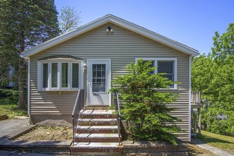 9 Pine Ave, Burlington, MA 01803