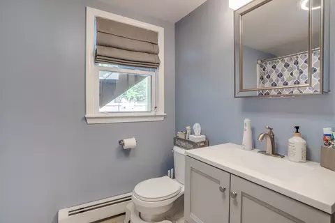 39-41 Stuart Ave, Dracut, MA 01826 photo 16