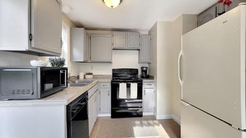 13 Coombs Ln, Mashpee, MA 02649 photo 17