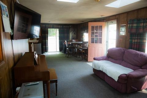 2 Cardinal Rd, Danvers, MA 01923 photo 9