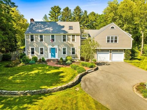 15 Union Hall Rd, Duxbury, MA 02332