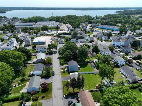429 Emmett St, Fall River, MA 02721 photo 12