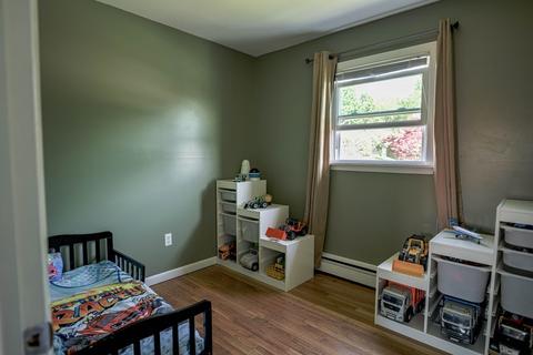 429 Emmett St, Fall River, MA 02721 photo 21