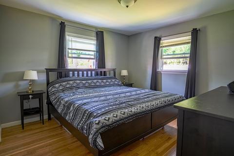 429 Emmett St, Fall River, MA 02721 photo 17
