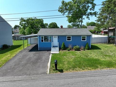 429 Emmett St, Fall River, MA 02721 photo 3