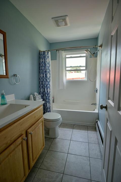 429 Emmett St, Fall River, MA 02721 photo 22