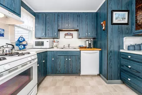 451 Circuit Ave, Pocasset, MA 02559 photo 19