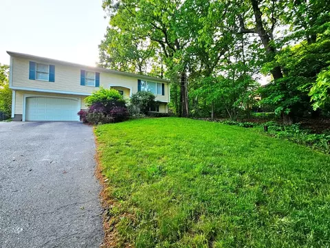 14 Summit, Cumberland, RI 02864