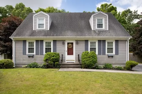 189 Columbus Dr, Fall River, MA 02720 photo 2