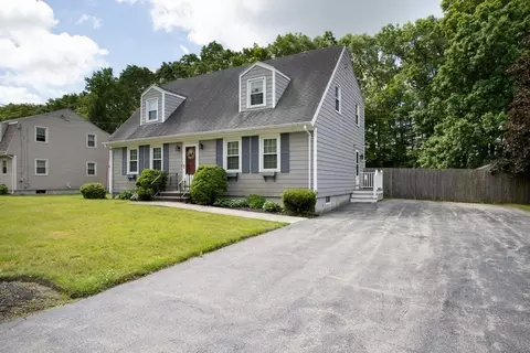 189 Columbus Dr, Fall River, MA 02720 photo 3