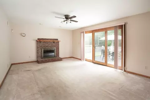 189 Columbus Dr, Fall River, MA 02720 photo 22