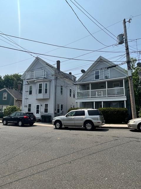 11-13 Aubin St, Amesbury, MA 01913