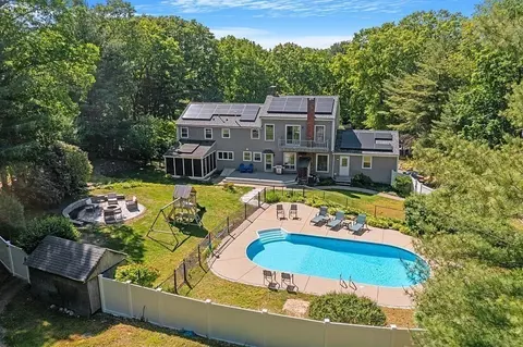 5 Overlea Rd, Norfolk, MA 02056