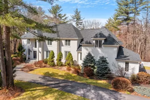 114 Hager Ln, Boxborough, MA 01719
