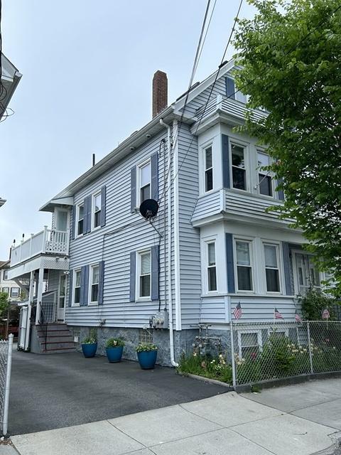 50 Larch St, New Bedford, MA 02740